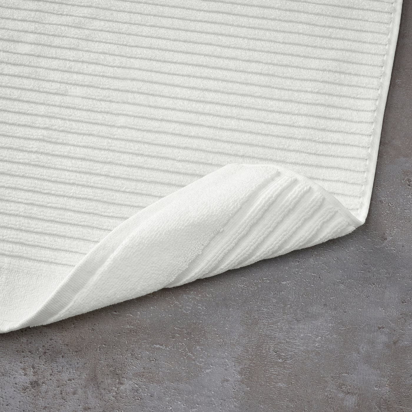 ALSTERN Bath mat, white, 40x60 cm