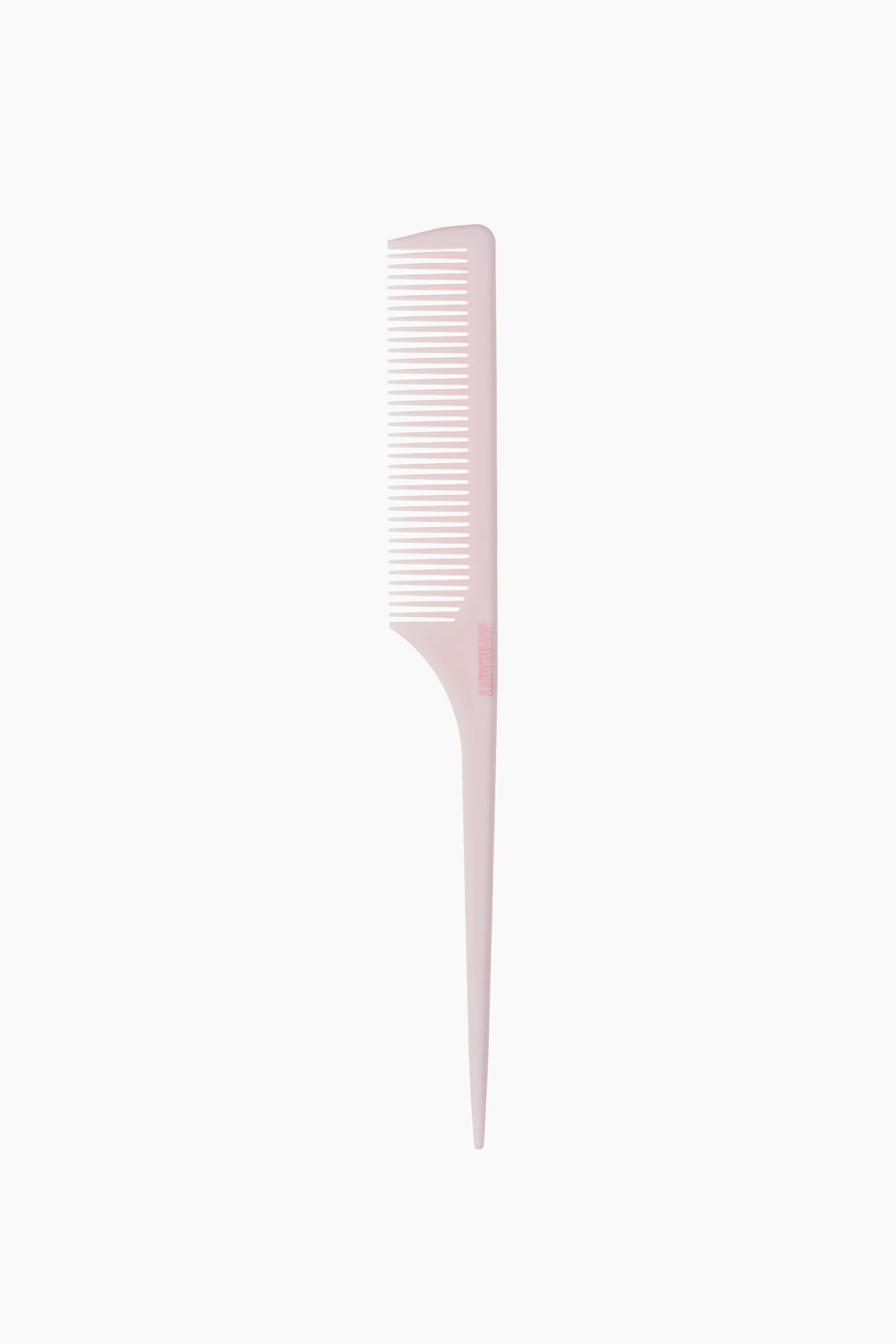 Tail hair comb