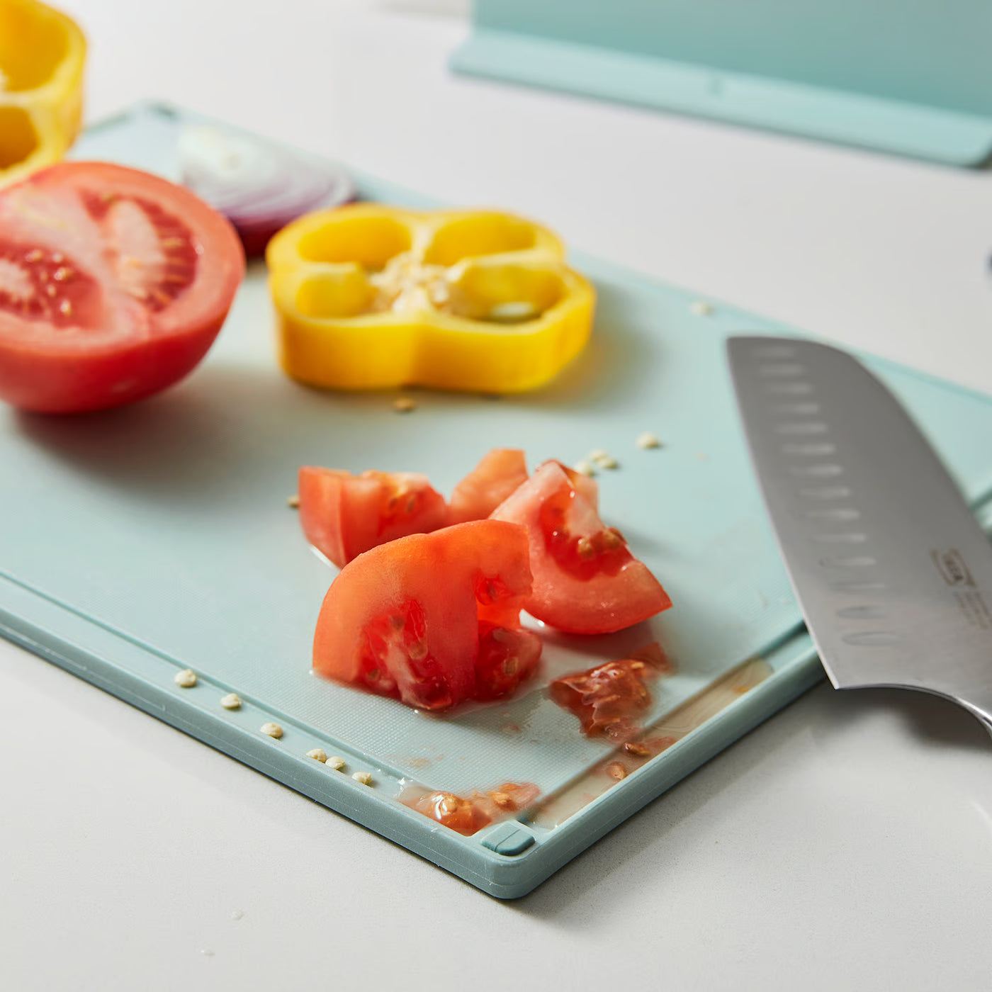 GUMMIHAJ Holder with 3 chopping boards, mixed colours