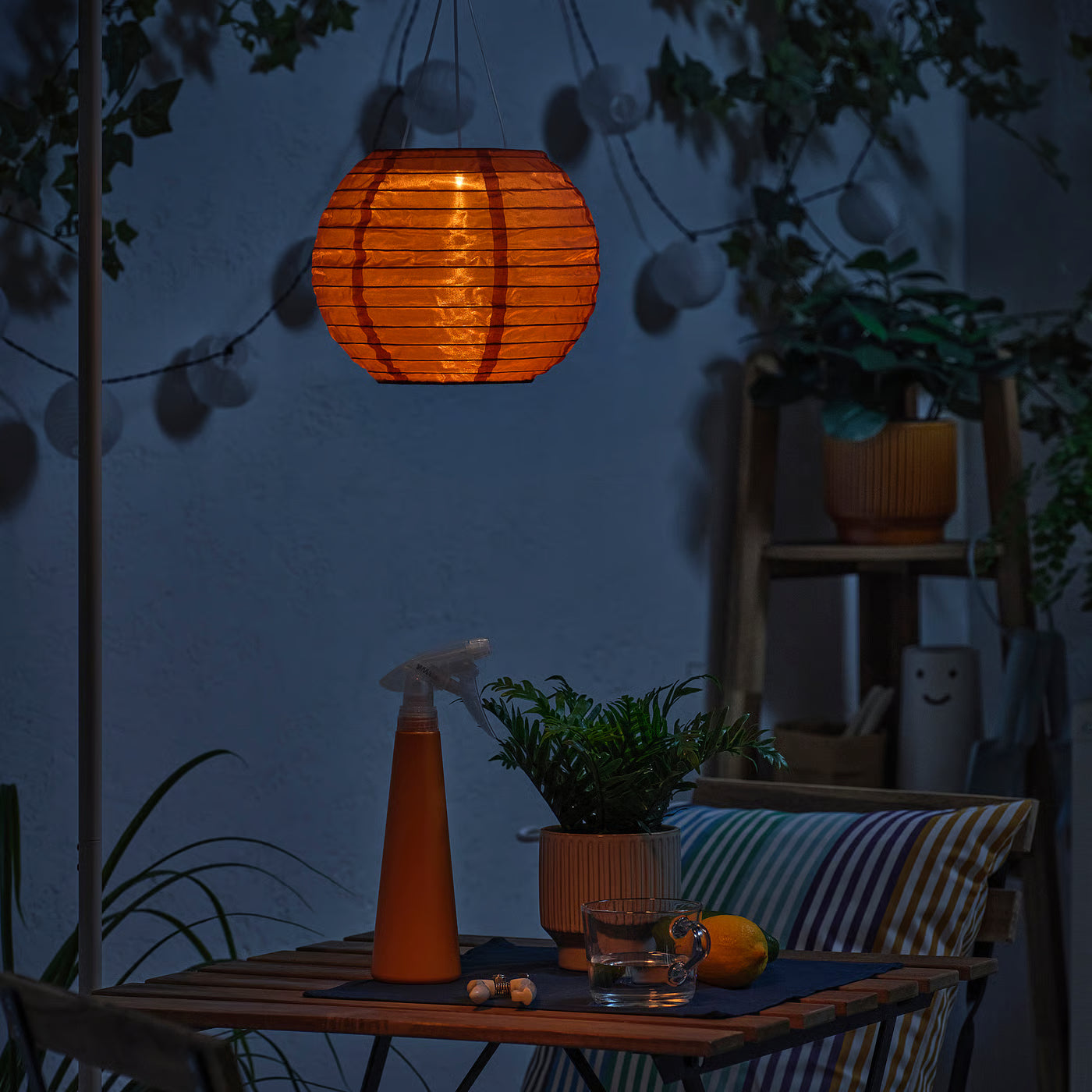 SOLVINDEN Pendant lamp, solar-powered/orange, 22 cm