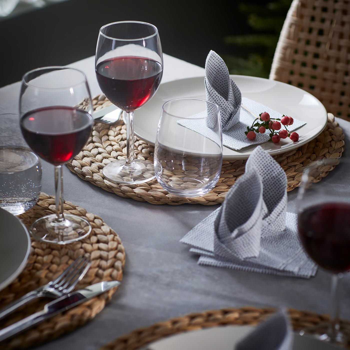 SVALKA Wine glass, clear glass, 30 cl